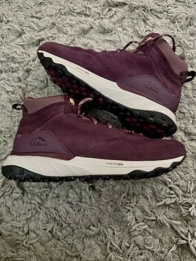 L.L. Bean Women's Plum Lace-Up Mid-Top Boots